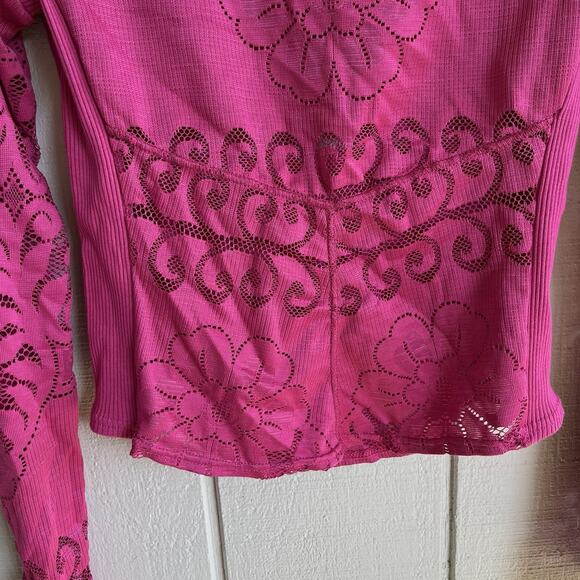 Free People NWT Wild Roses Lace Long Sleeve Top Very Berry Mauve Size M - Picture 4 of 9